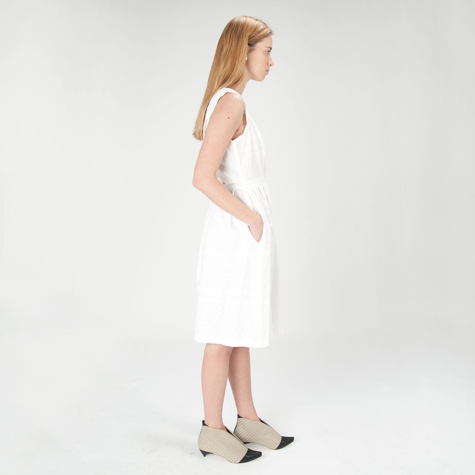 3152 linen and leather booties; grey and black