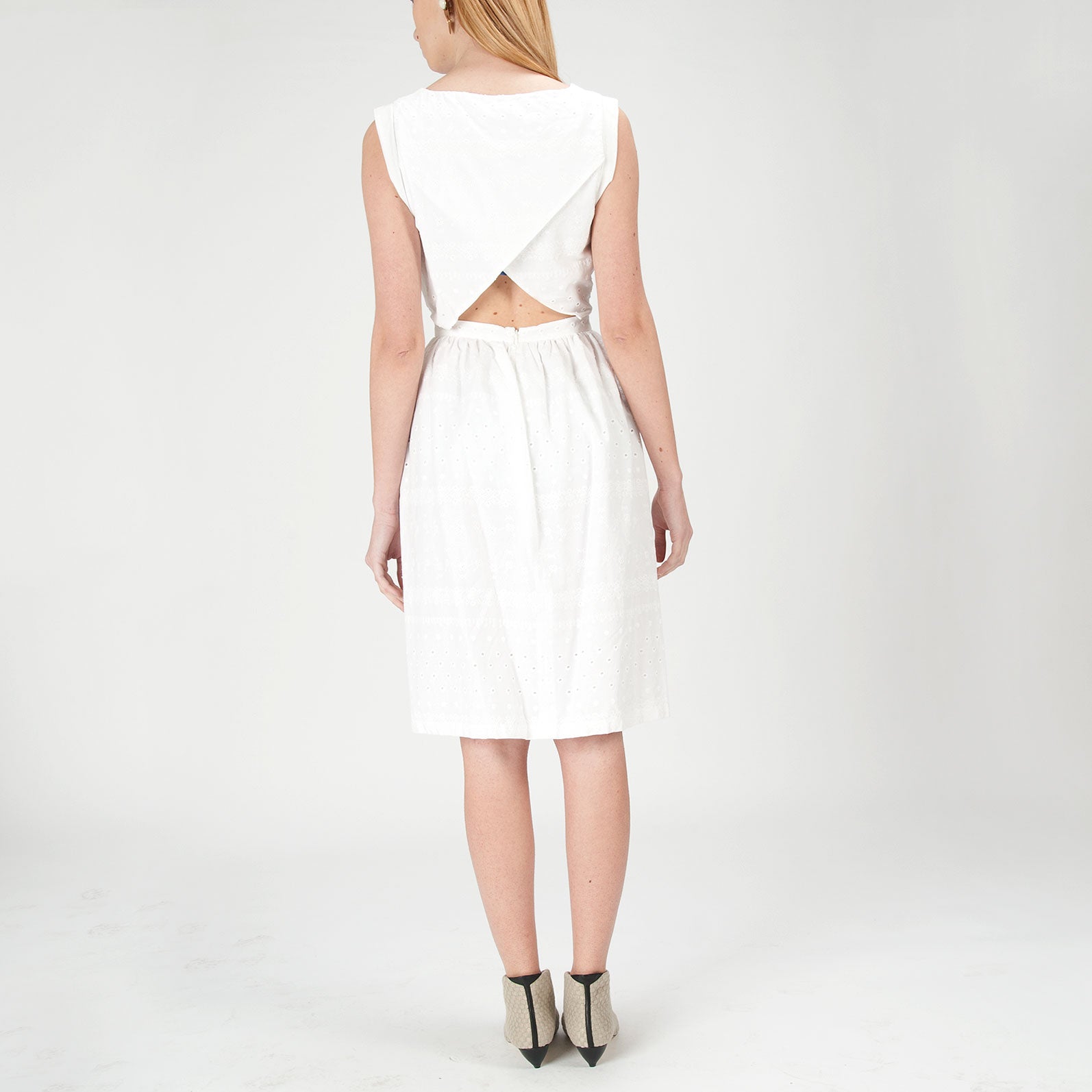 3152 linen and leather booties; grey and black