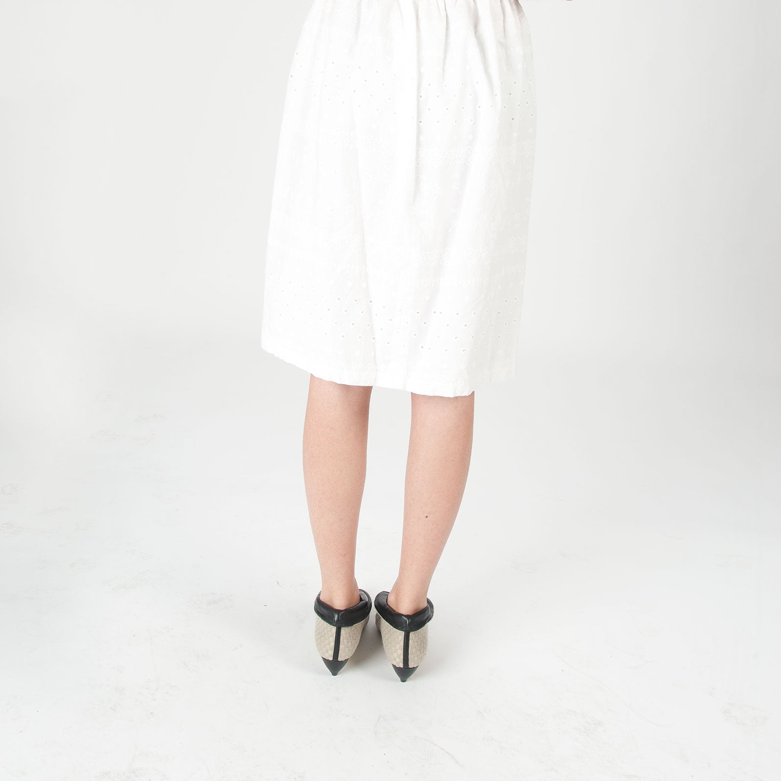 3152 linen and leather booties; grey and black