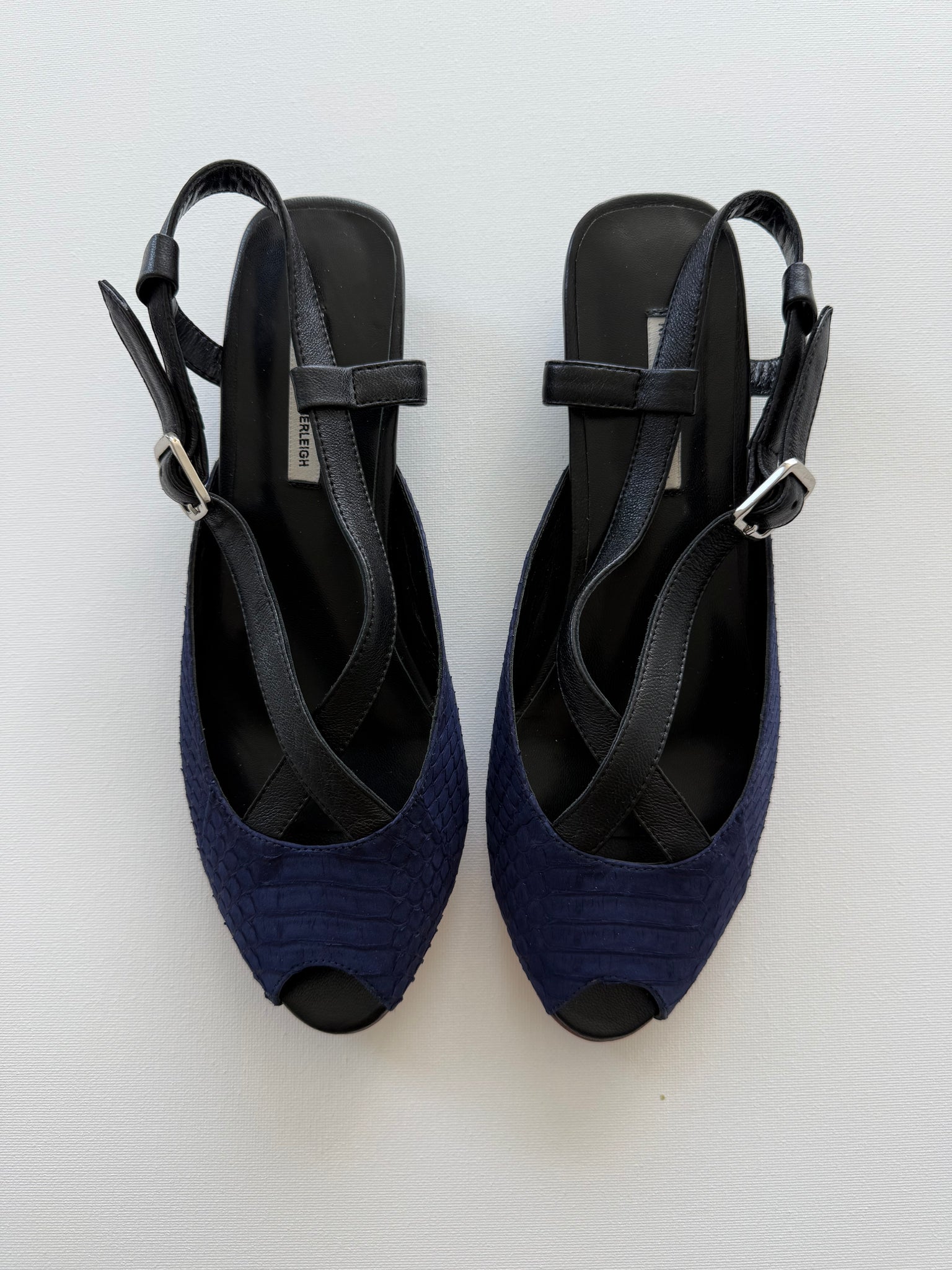 J005 snake and lamb slingbacks; navy and black