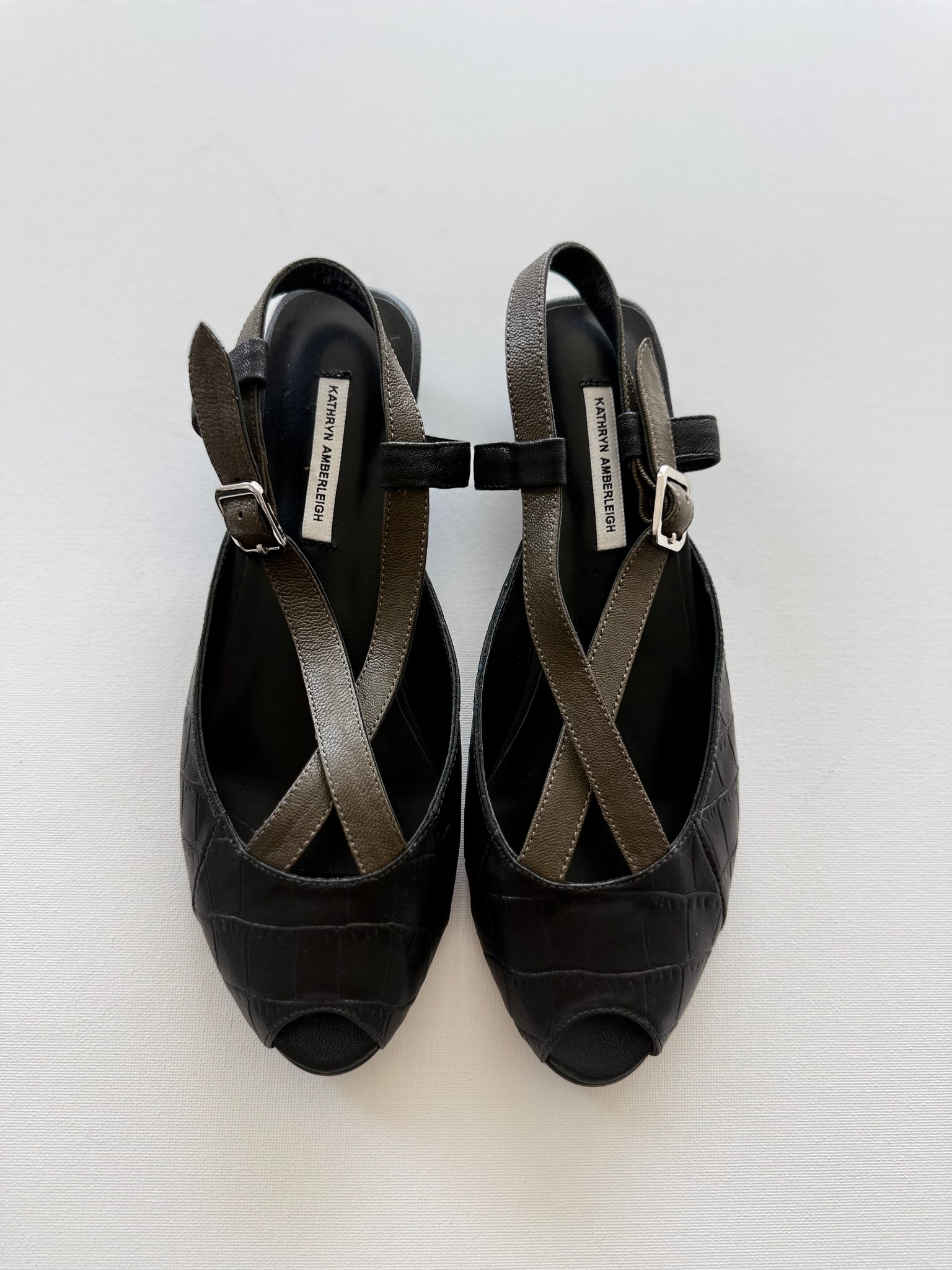 J005 alligator and lamb slingbacks; ebony and olive