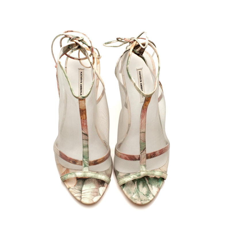 J016 net and leather heels; pastel flower