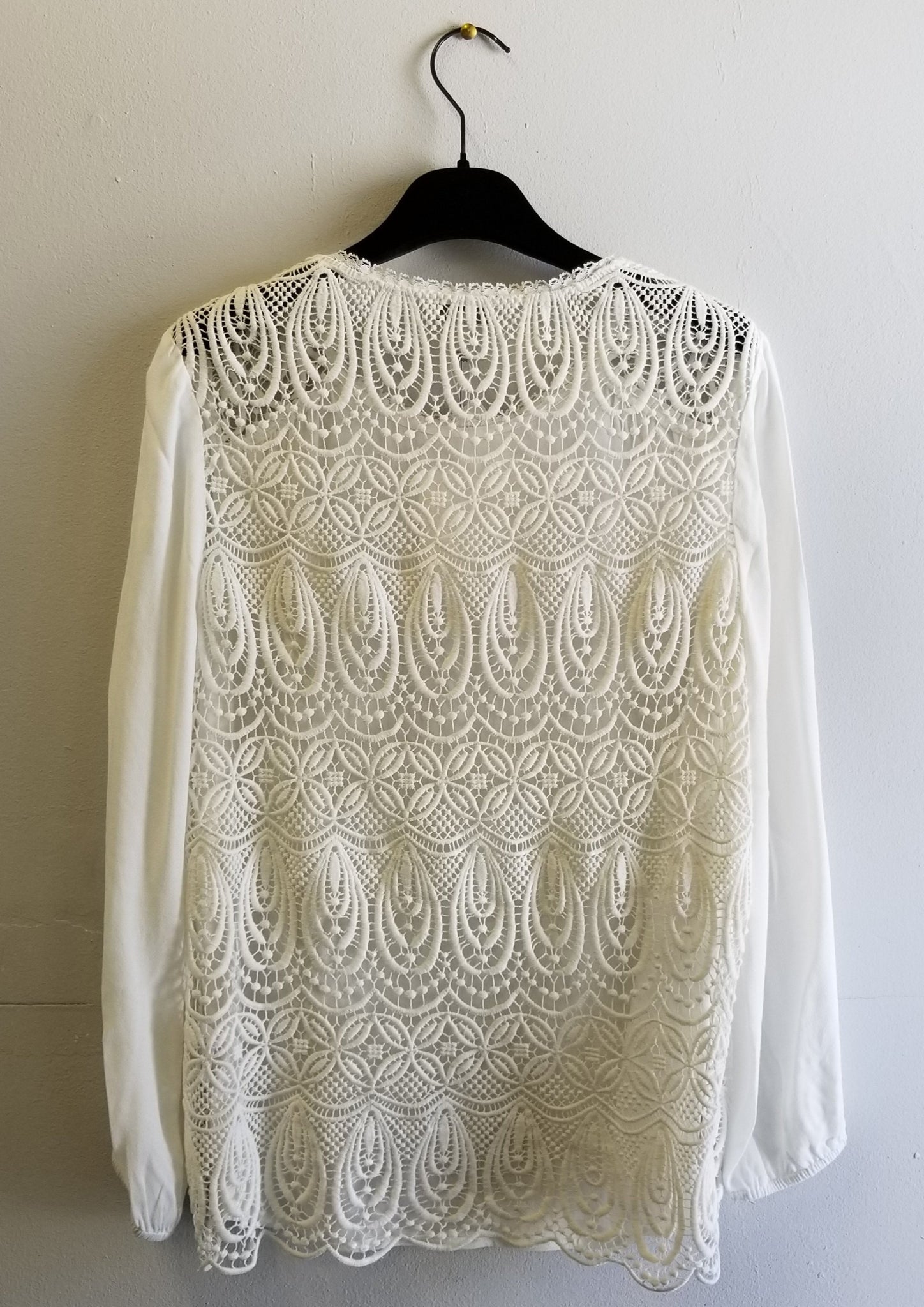 JOIE : LACE BACK BLOUSE, PORCELAIN