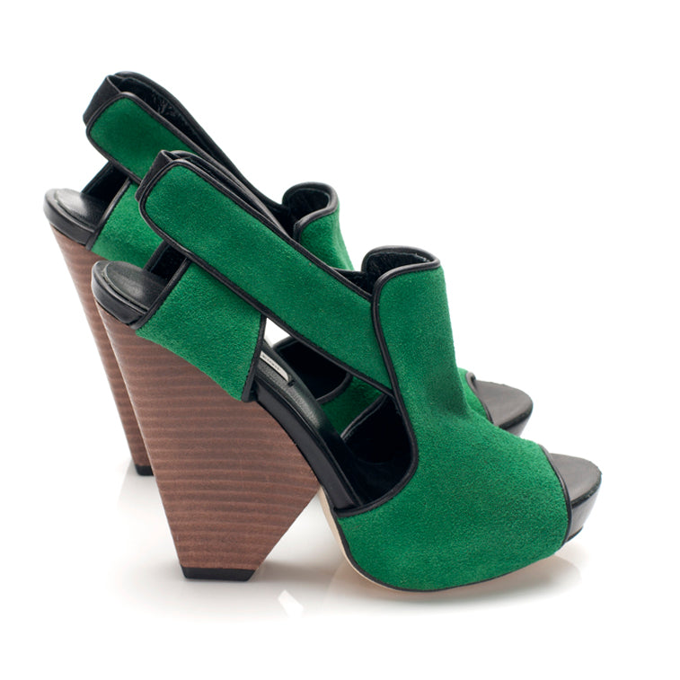 3113 suede slingbacks; green