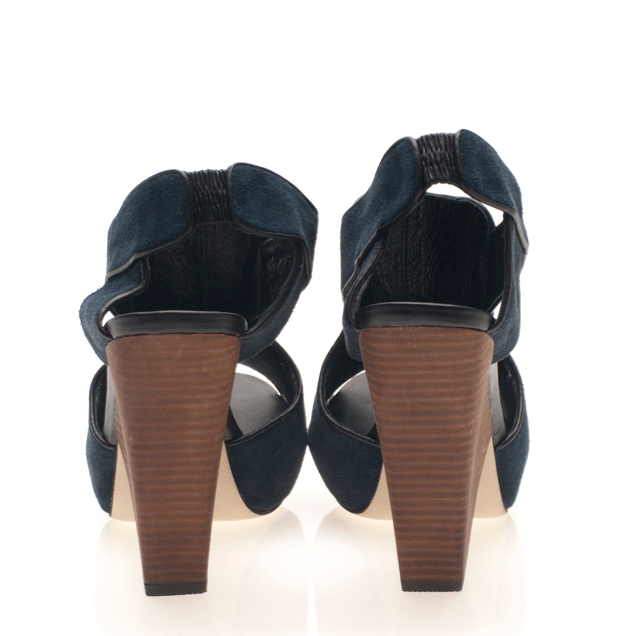 3113 suede slingbacks; navy