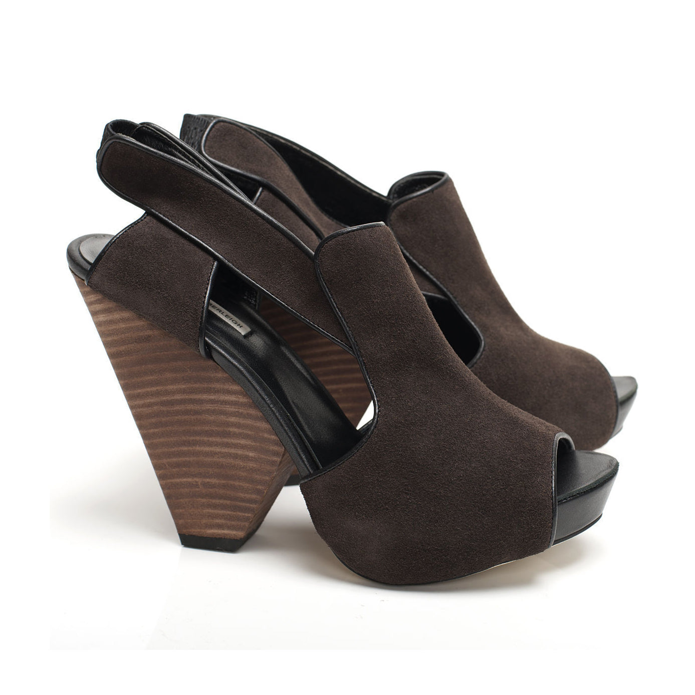 3113 suede slingbacks; brown