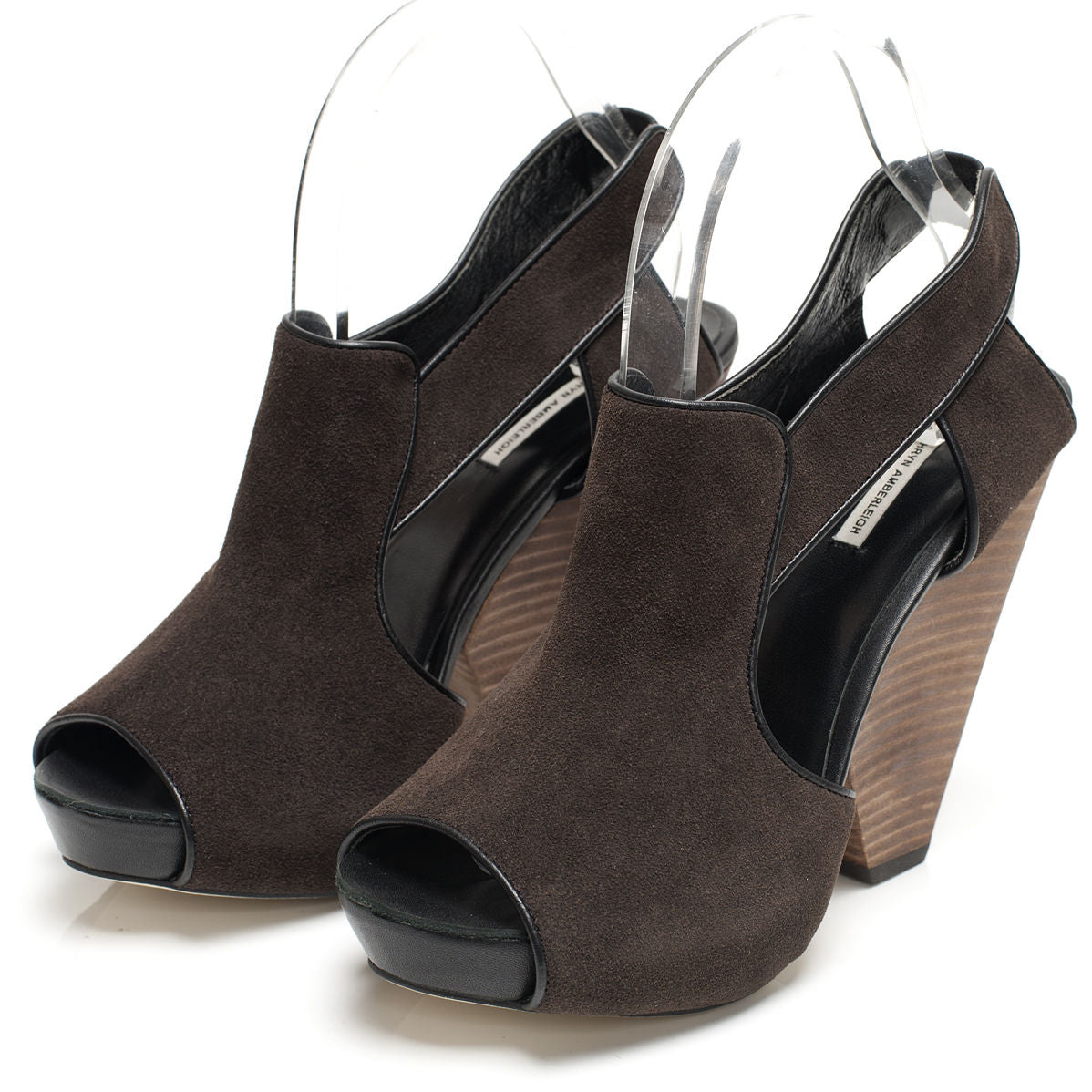 3113 suede slingbacks; brown