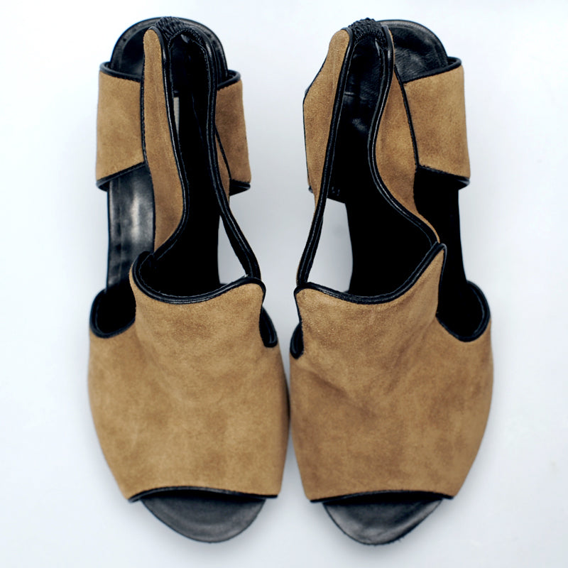 3113 suede slingbacks; tan