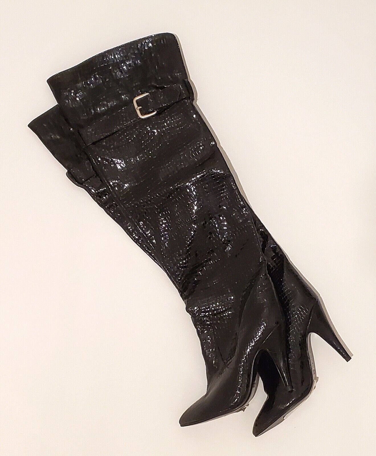1203 patent leather boots; black