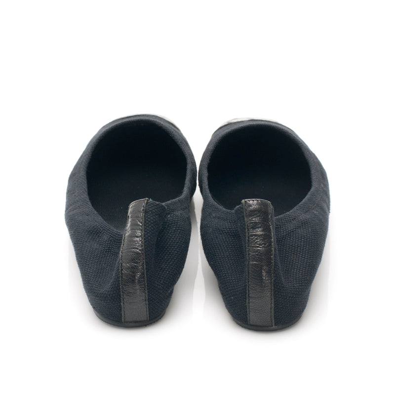 9002 canvas and leather loafers; black