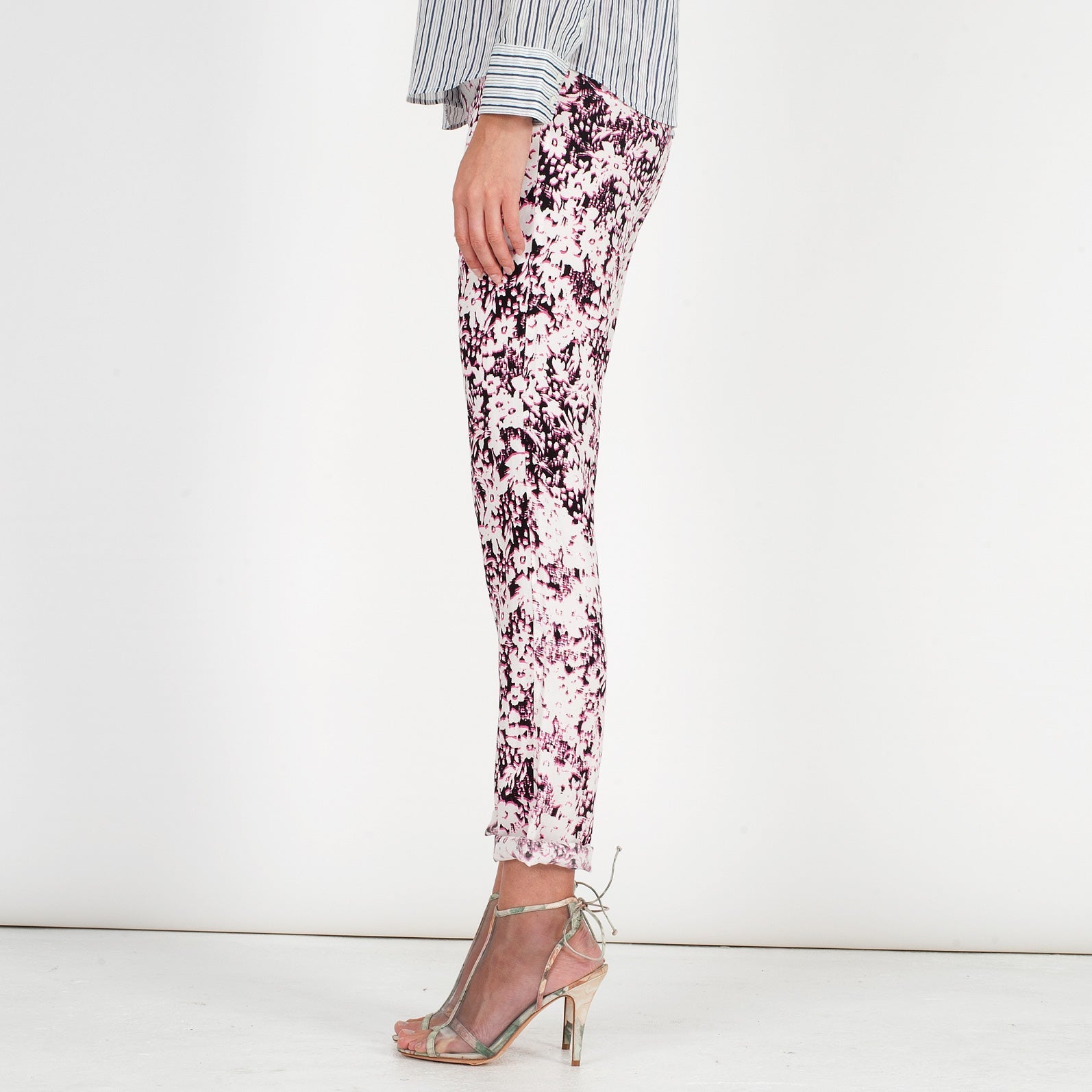 J016 net and leather heels; pastel flower