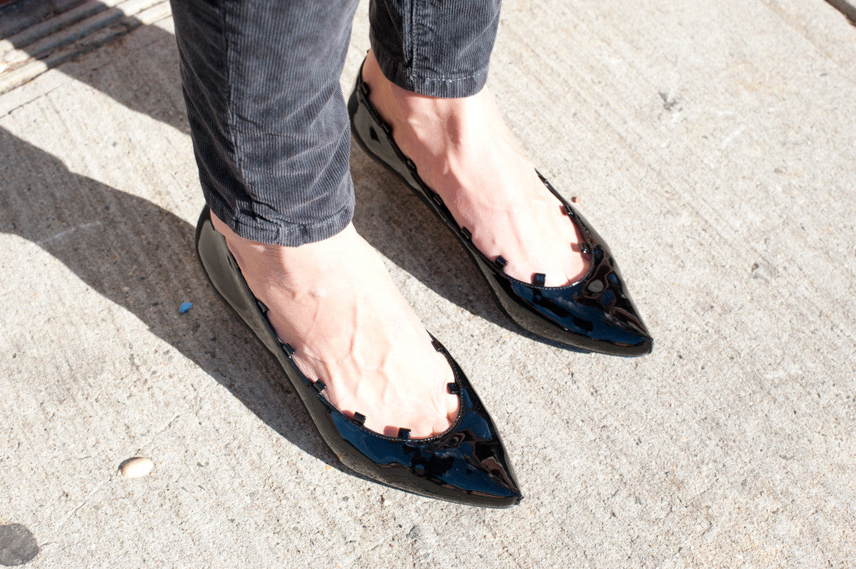 3151 patent leather pumps; black