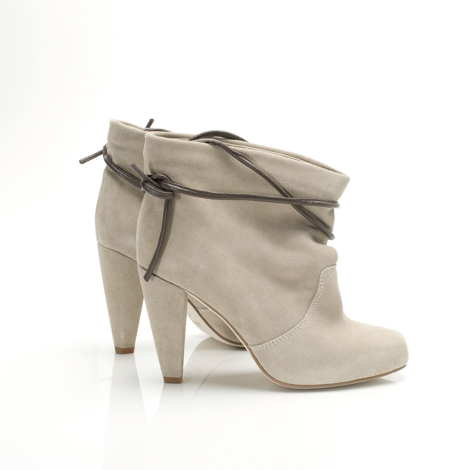5216 suede boots; almond
