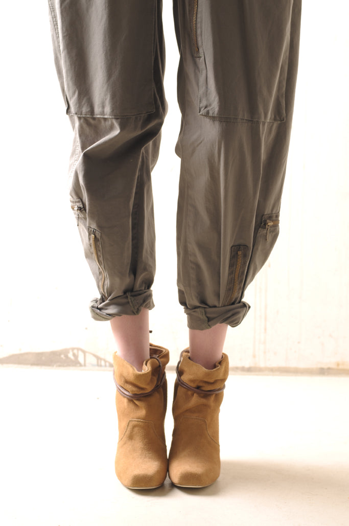 5216 suede boots; tan