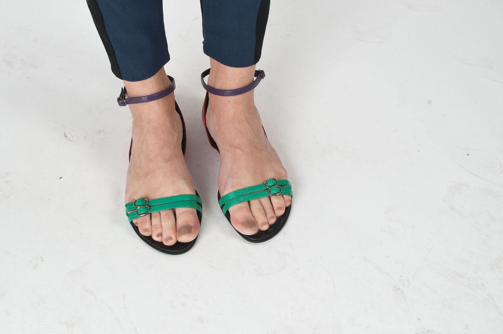 7510 leather sandals; green + red