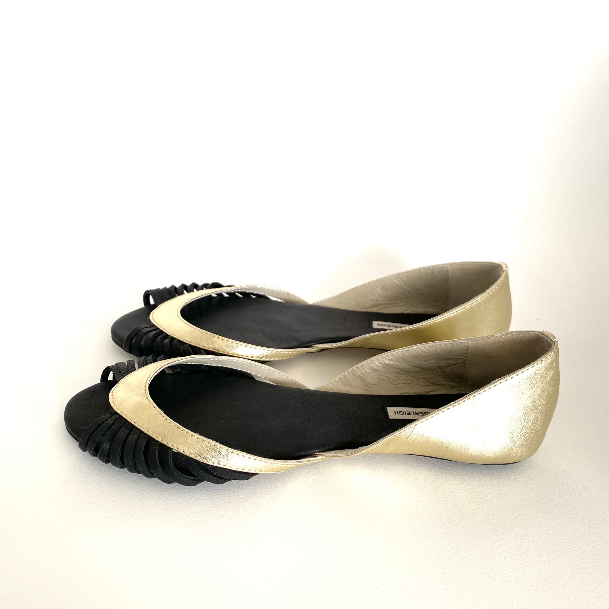 3051 leather loafers; gold and black