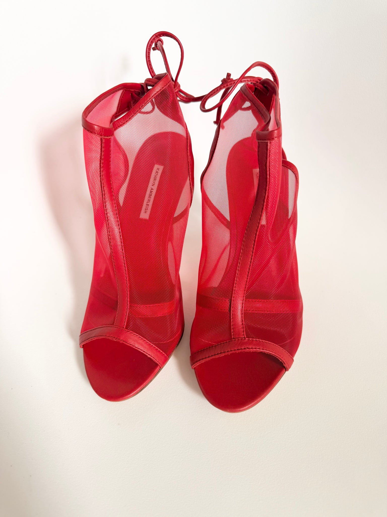 J016 net and leather heels; elec cherry