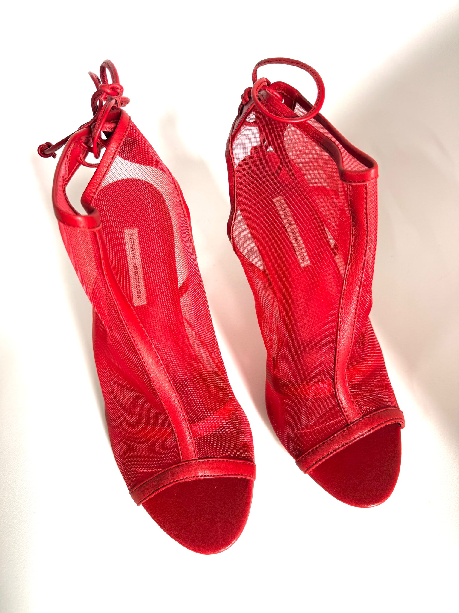 J016 net and leather heels; elec cherry