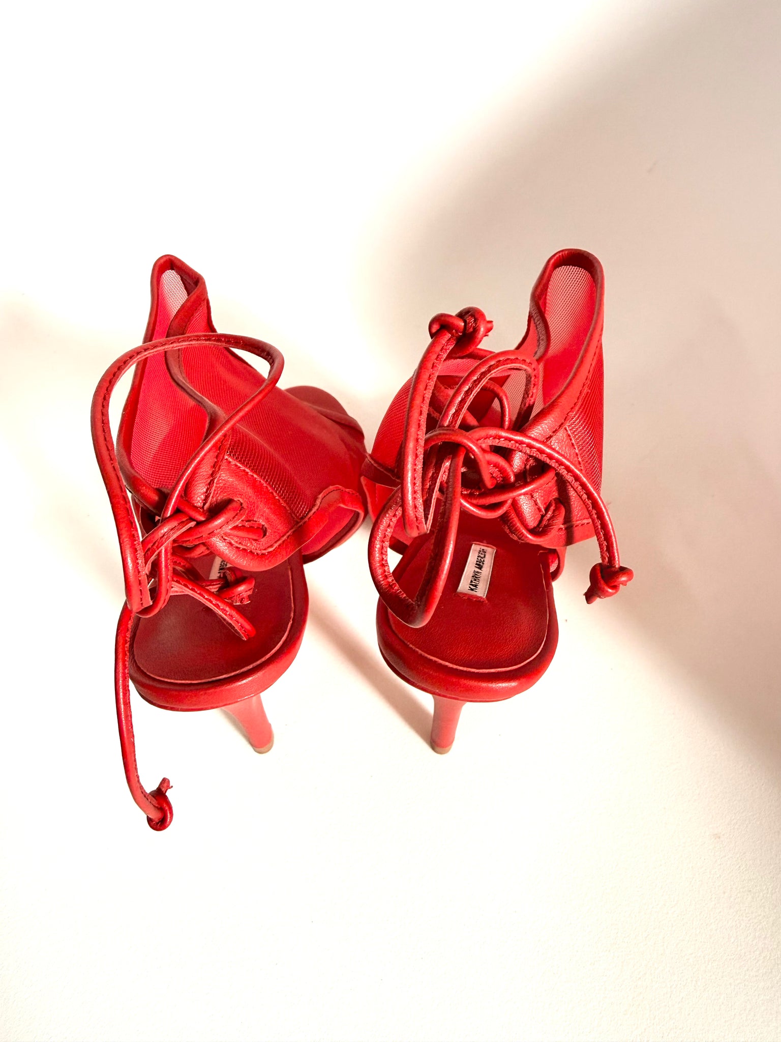 J016 net and leather heels; elec cherry