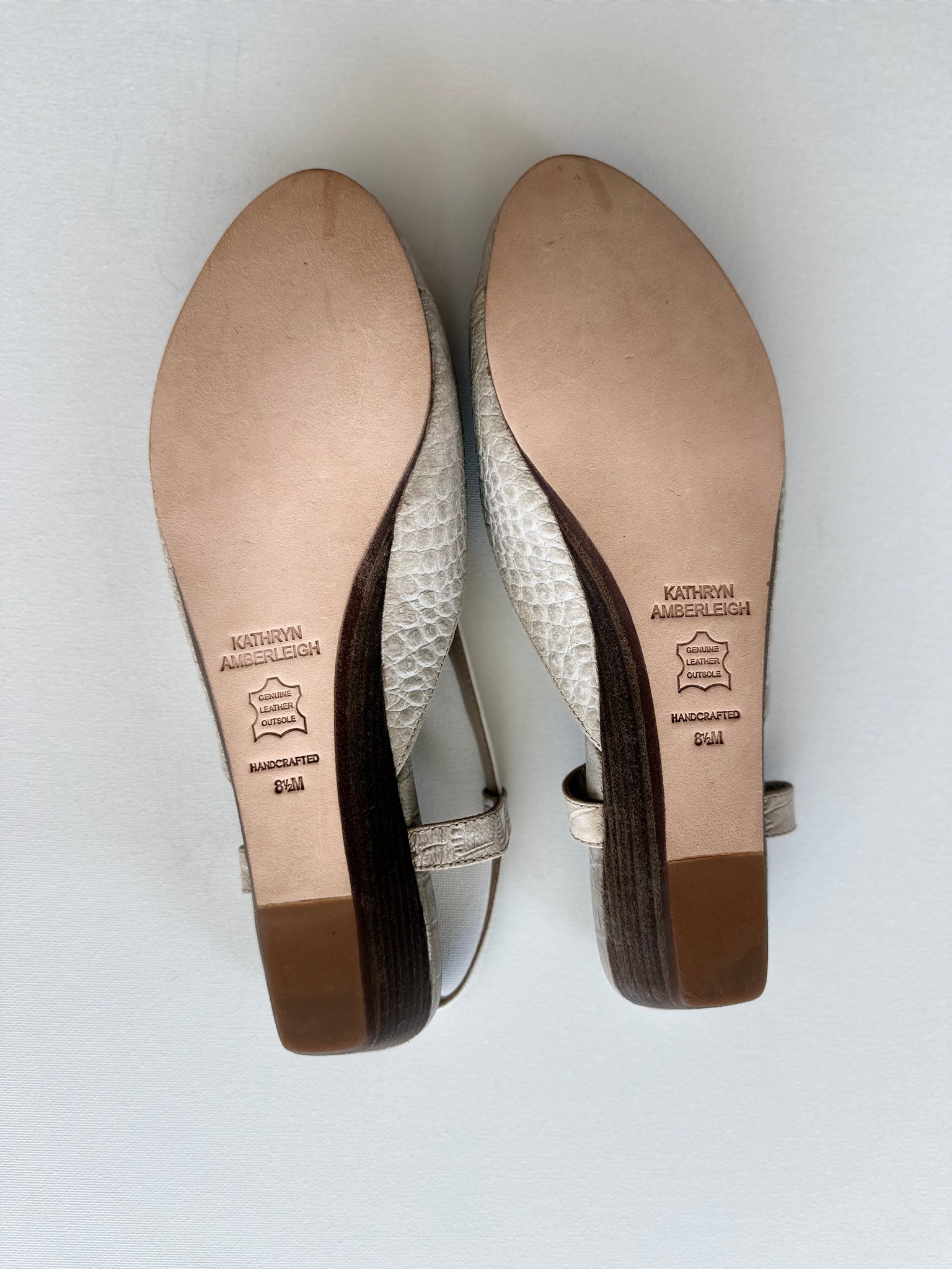 J005 leather slingbacks; nude and white