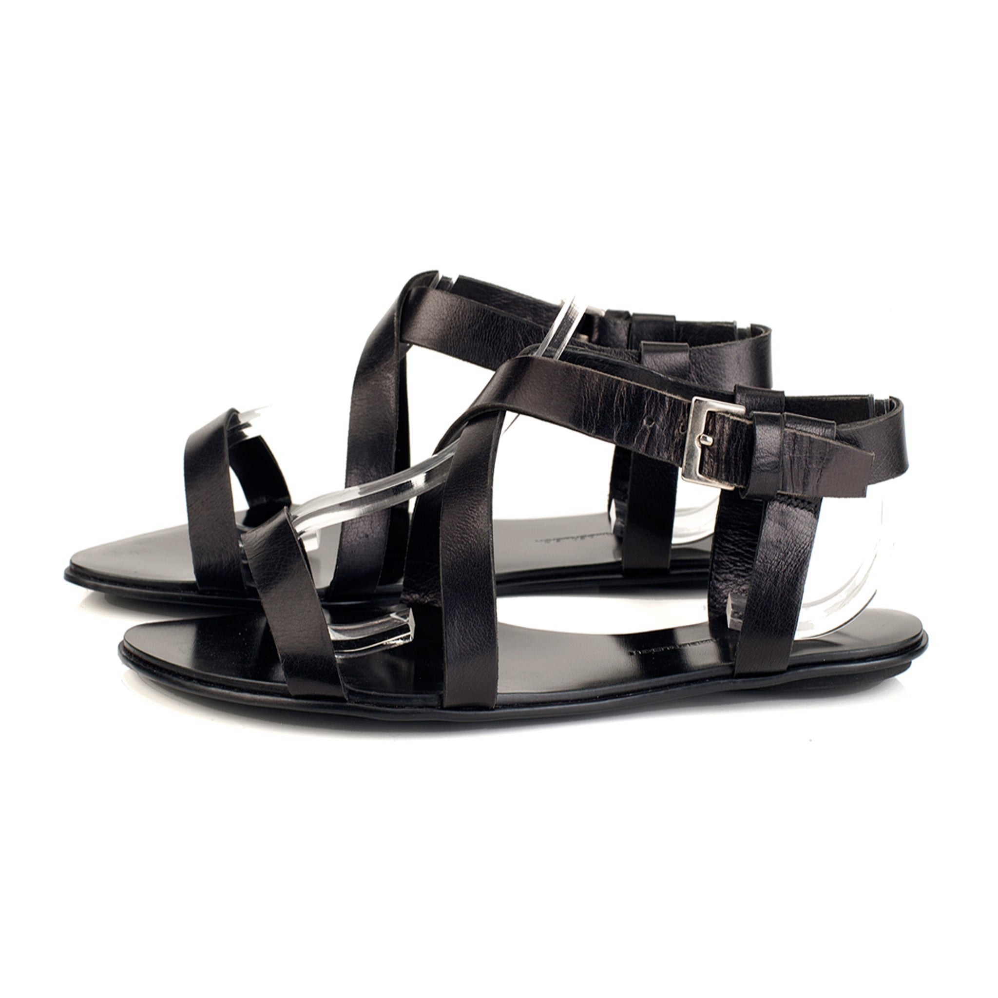 J104 leather sandals; black