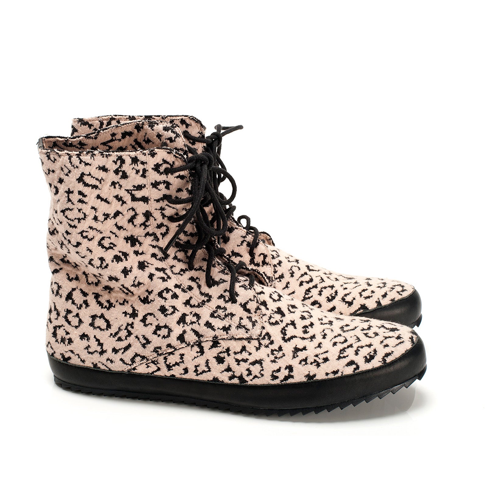 J537 cotton boots; pink leo