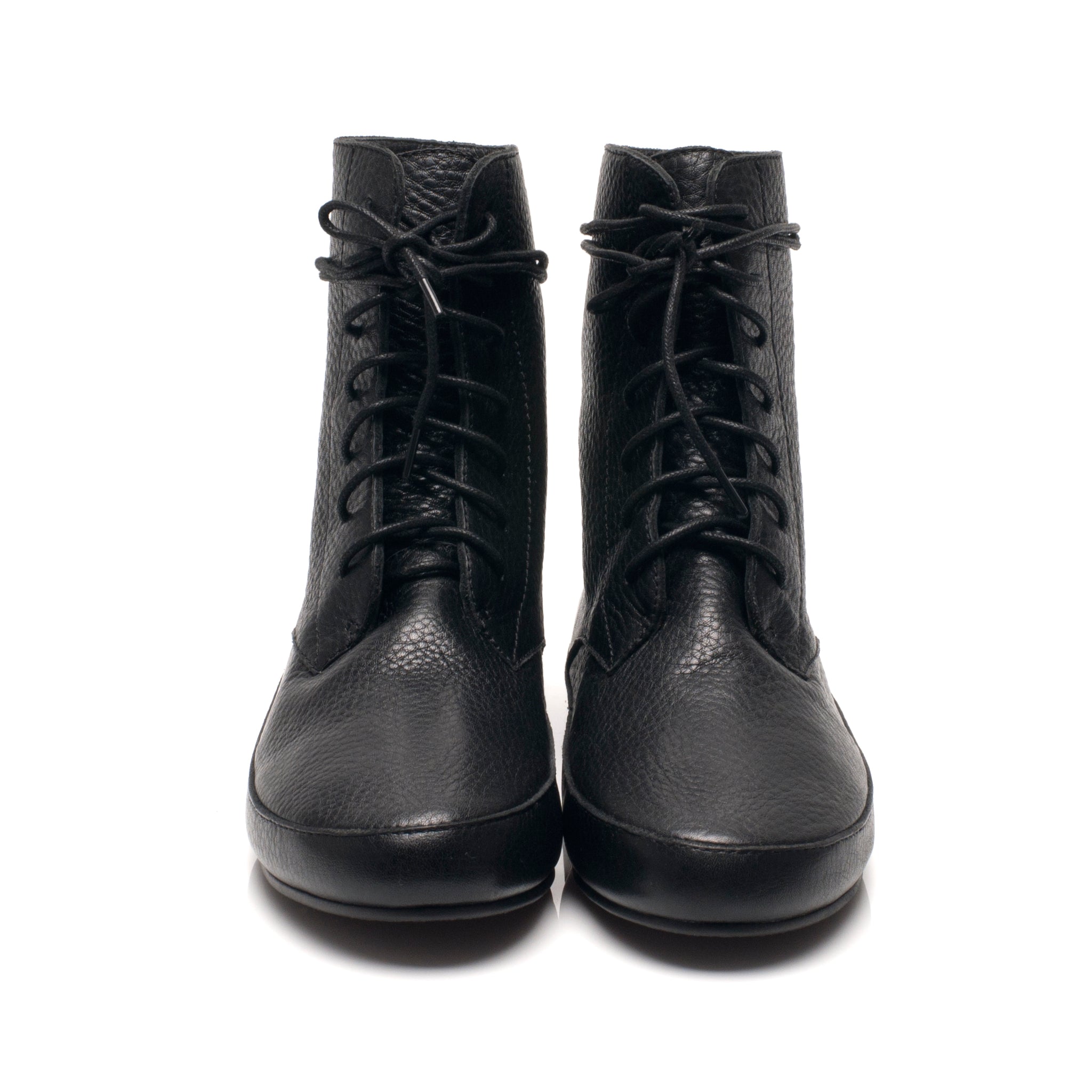 J537 leather boots; black