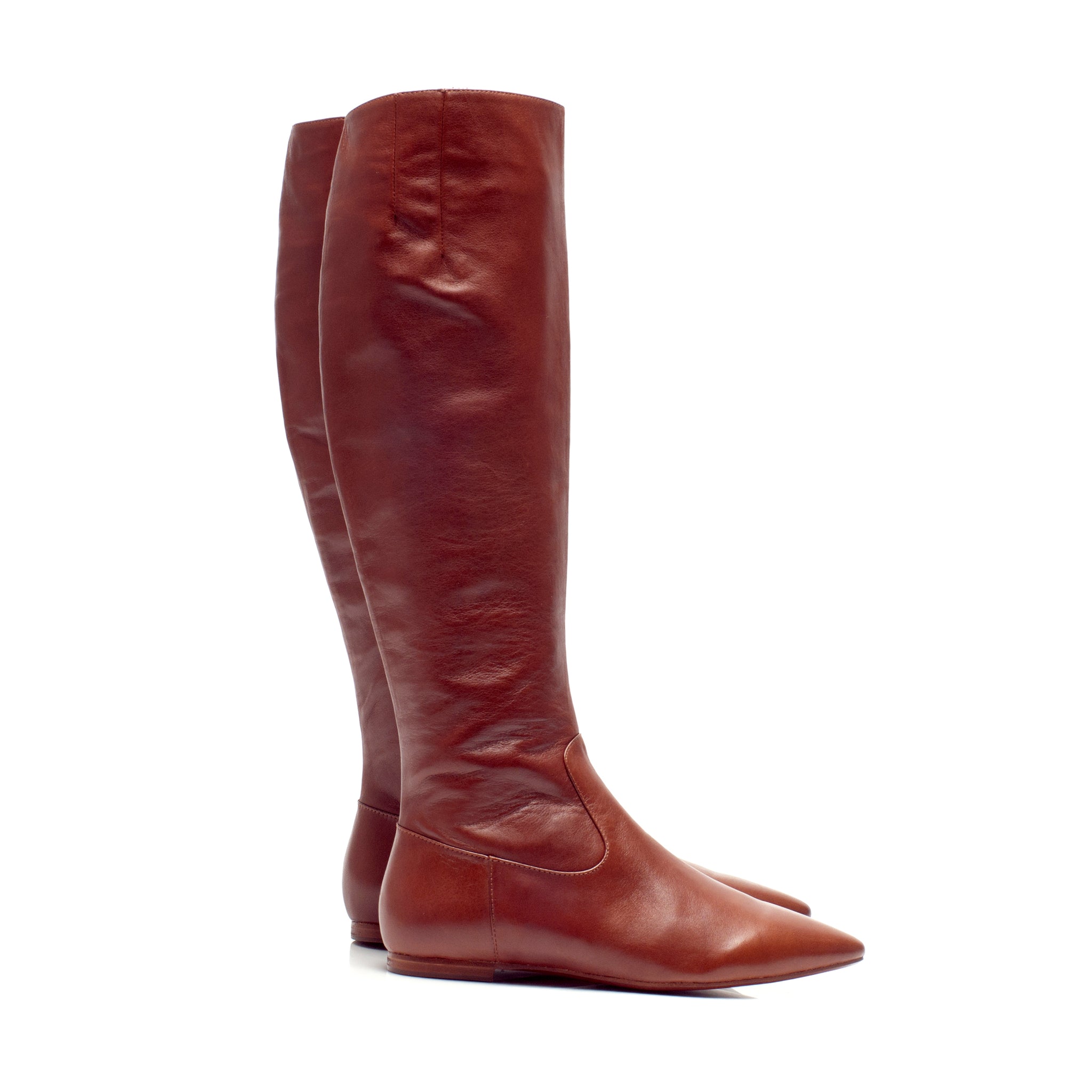 J551 leather boots; luggage