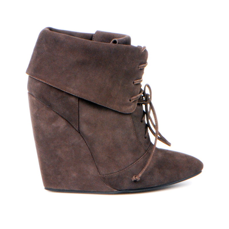 K310 block heeled boots; mauve
