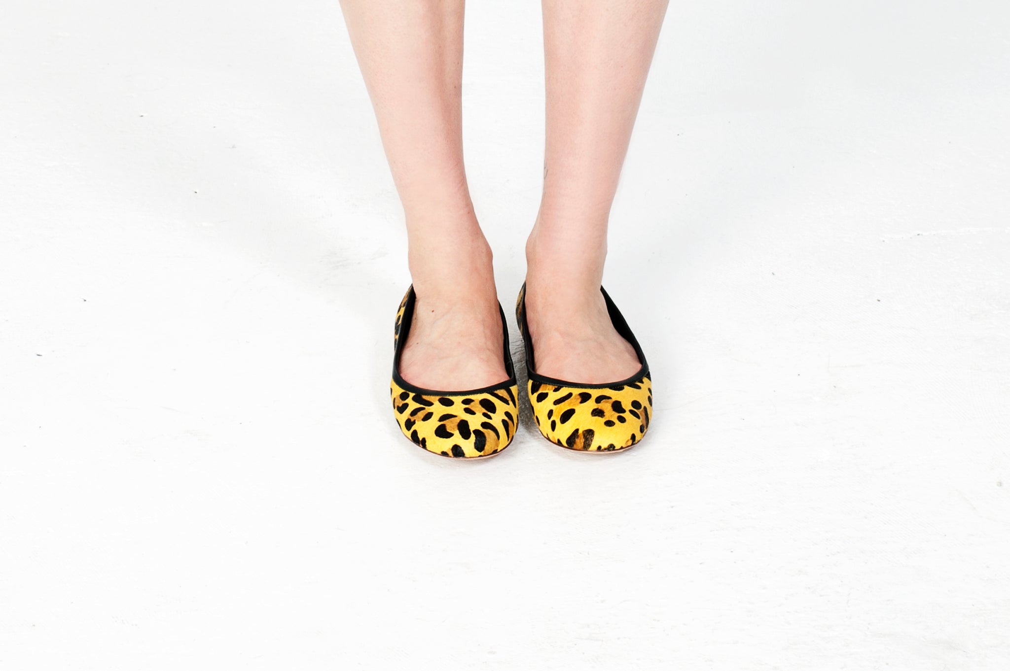 K347 calf-hair leather flats; yellow leopard