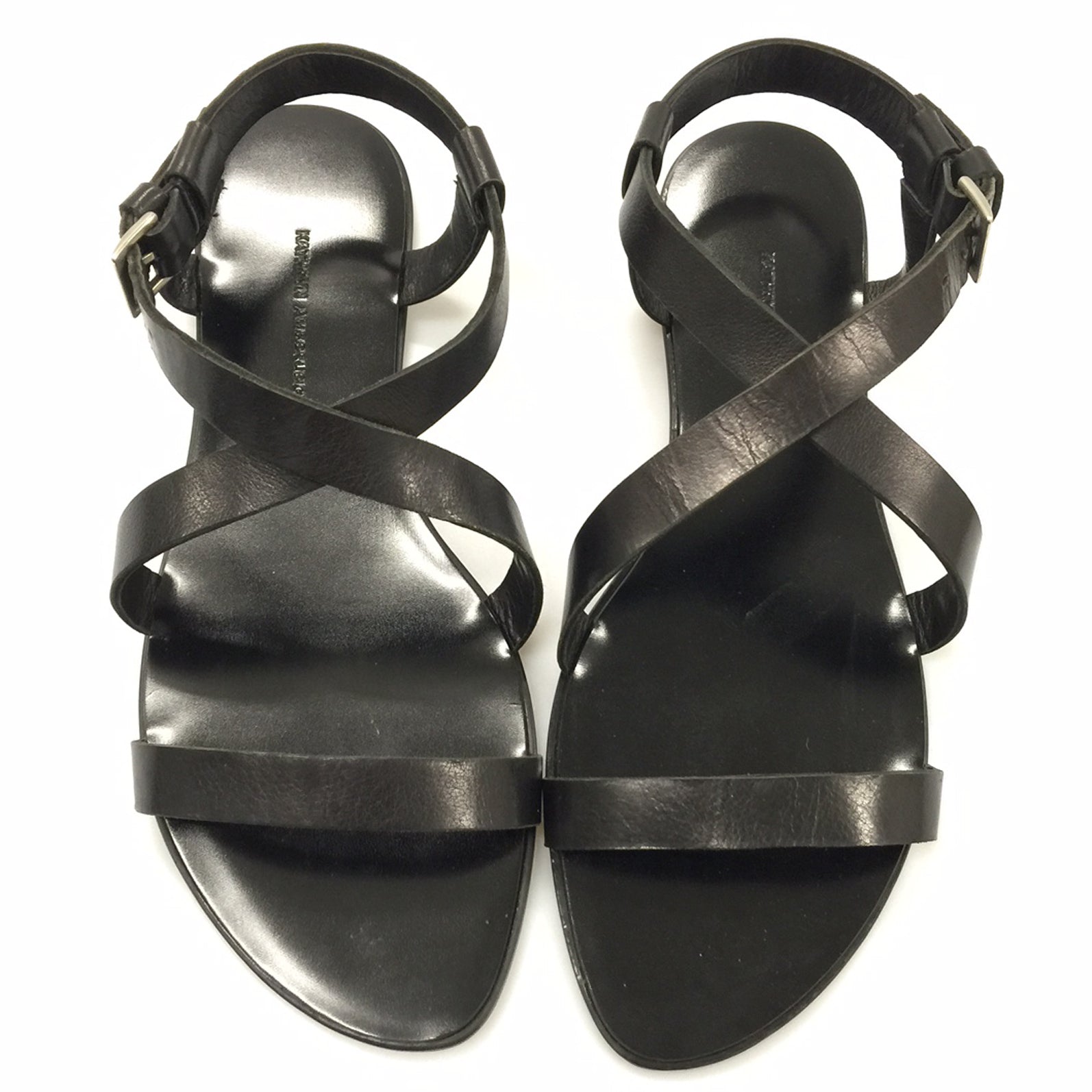 J104 leather sandals; black