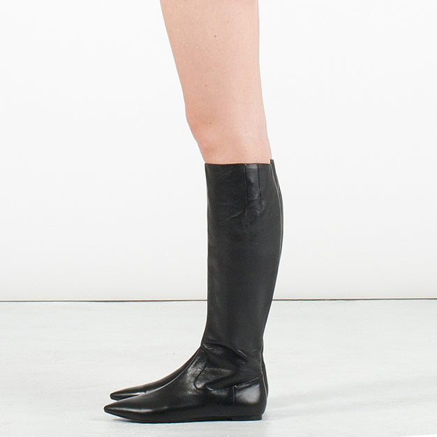 J551 leather boots; black
