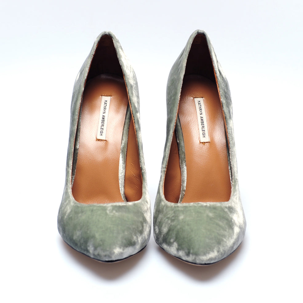 K403 silk velvet heels; sage