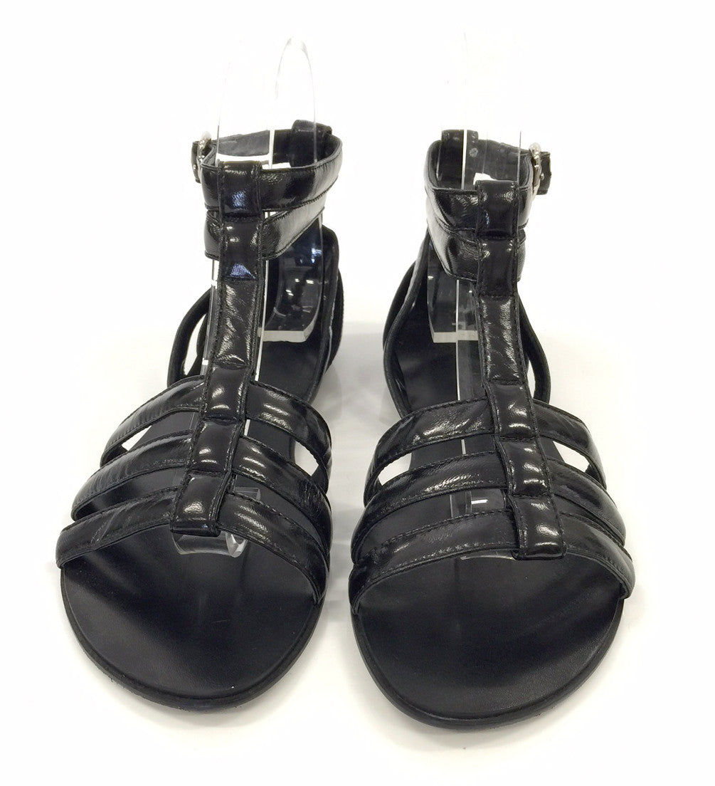 J109 patent leather sandals; black