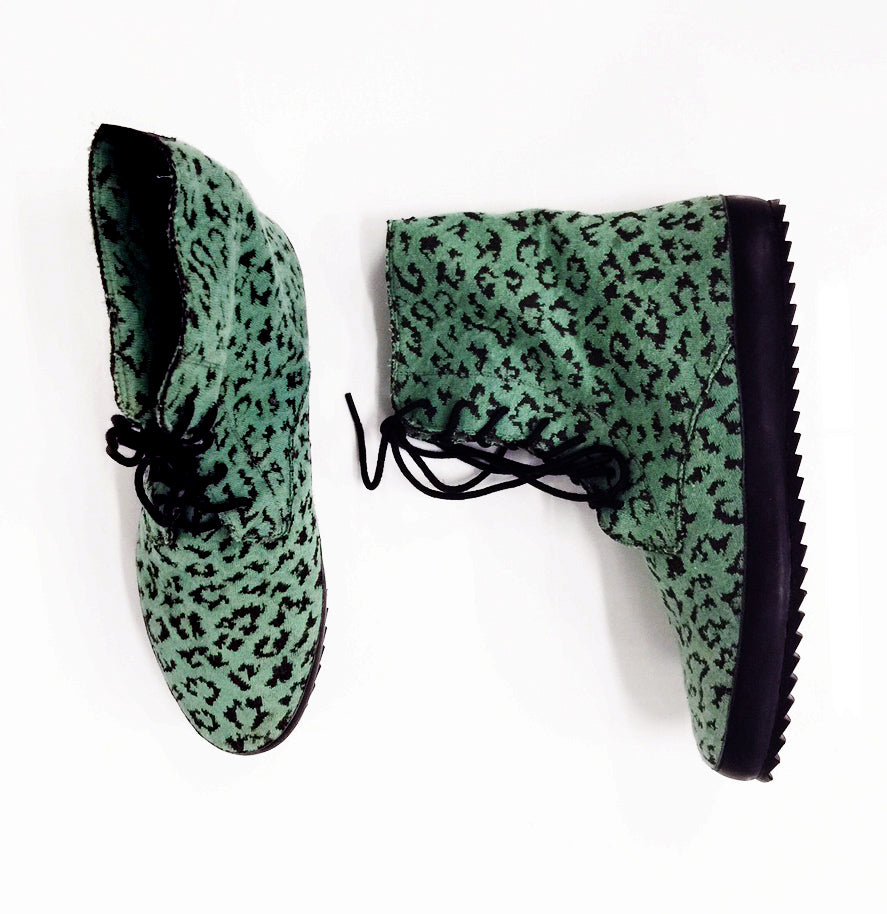 J537 cotton boots; green leo