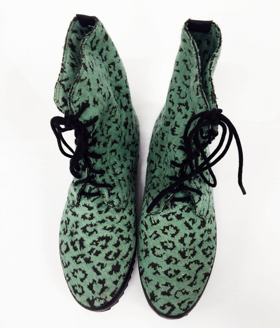 J537 cotton boots; green leo