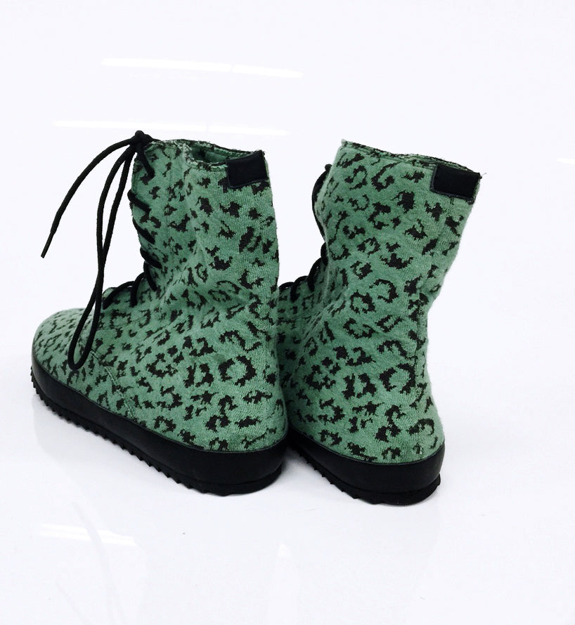 J537 cotton boots; green leo
