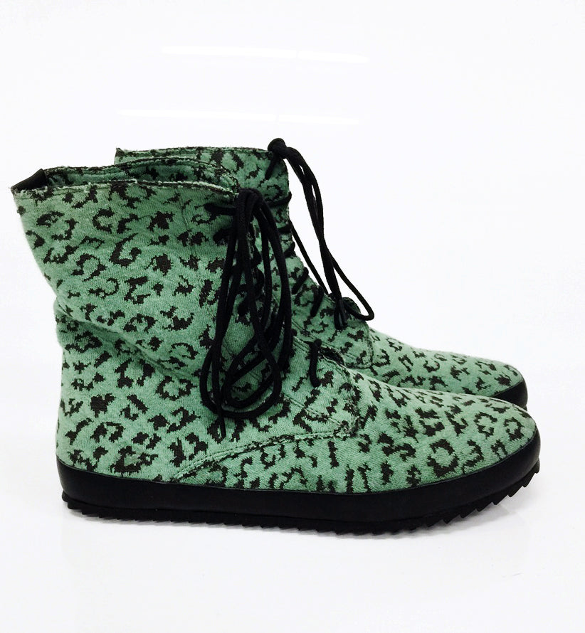 J537 cotton boots; green leo