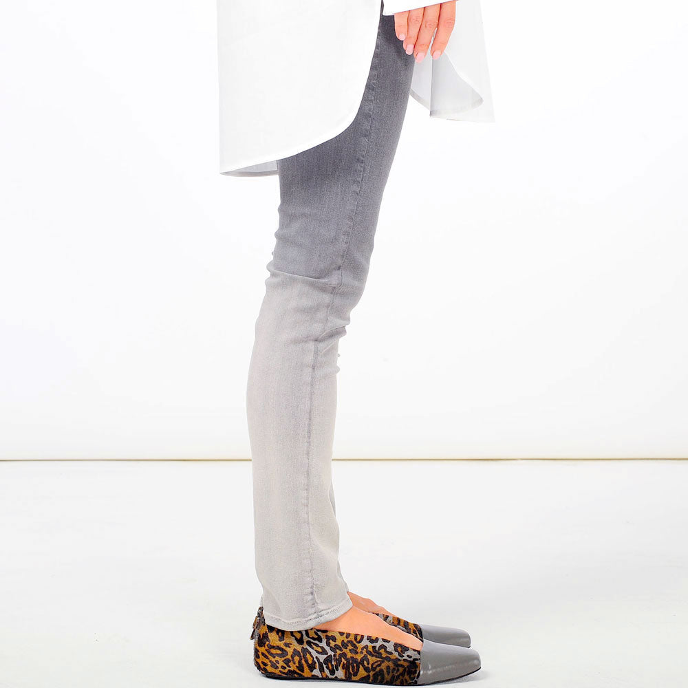 K622 leather loafers; grey leo