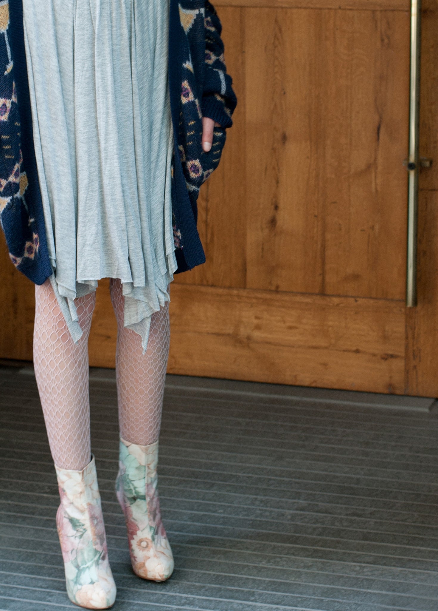 3086 leather boots; pastel flower