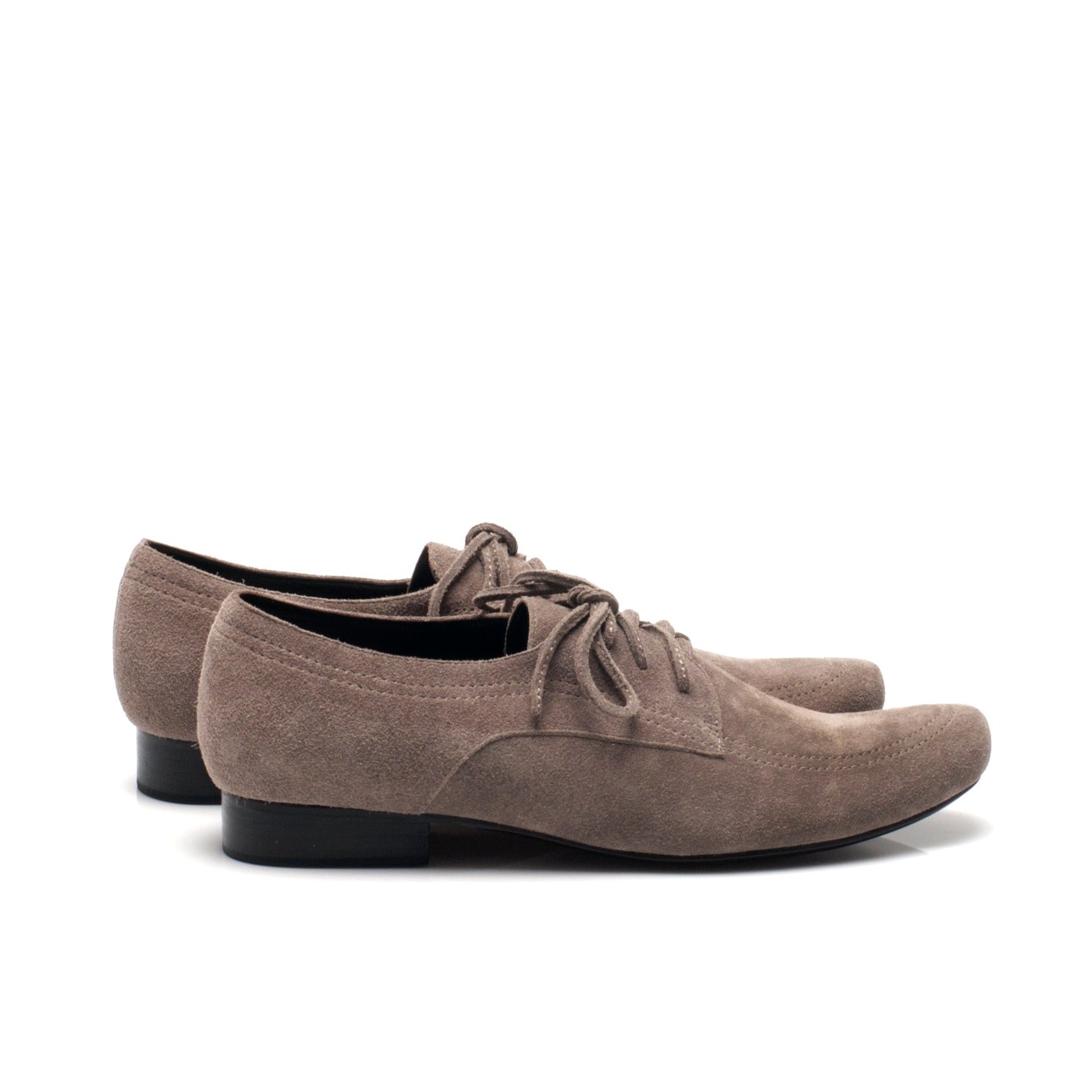 K559 suede loafers; nude grey