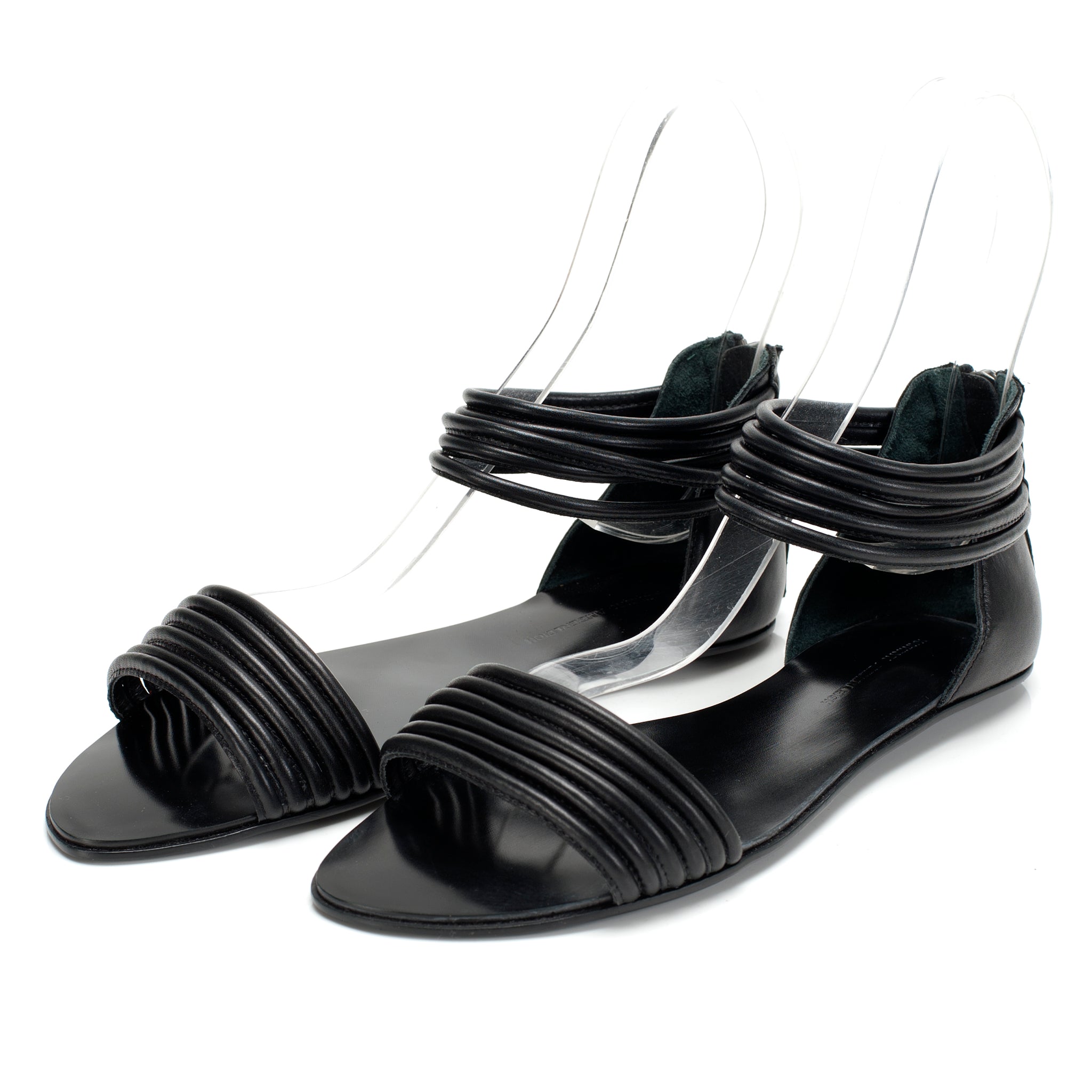 7500 leather sandals; black