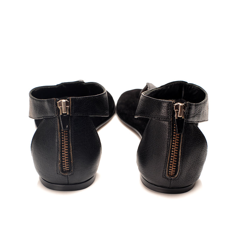 7924 leather sandals; black