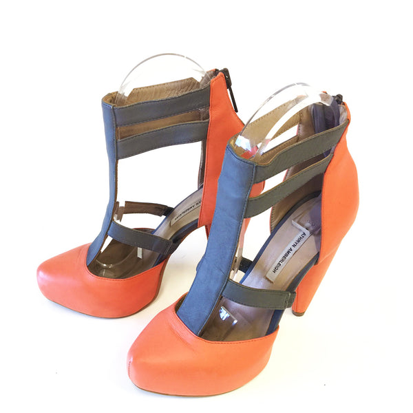7321 leather heels; orange