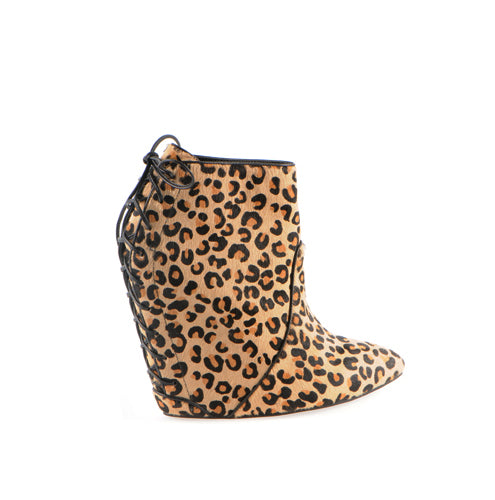 K305 hair boots; brown leo