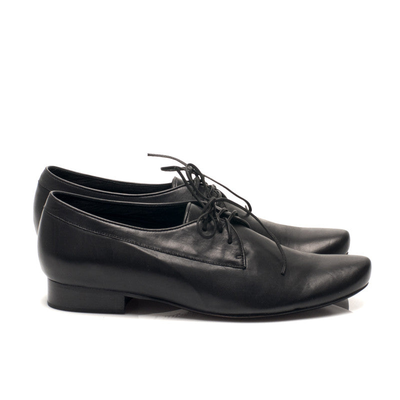 J545 leather loafers; black