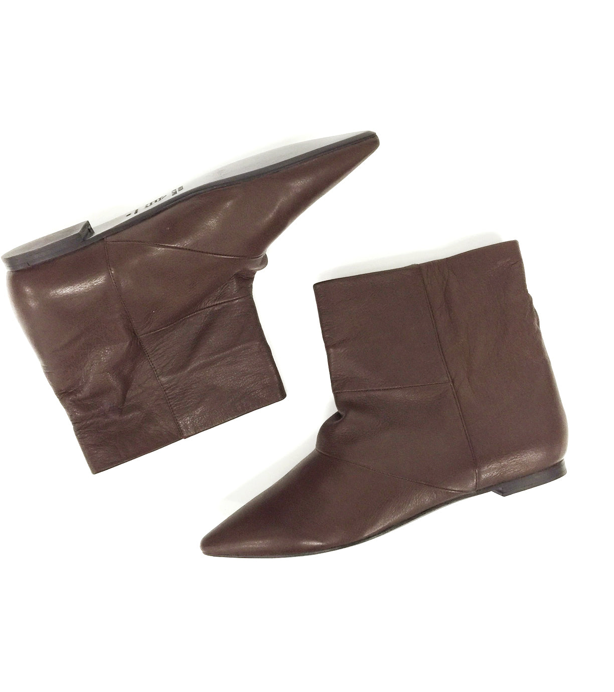 5036 leather boots; brown