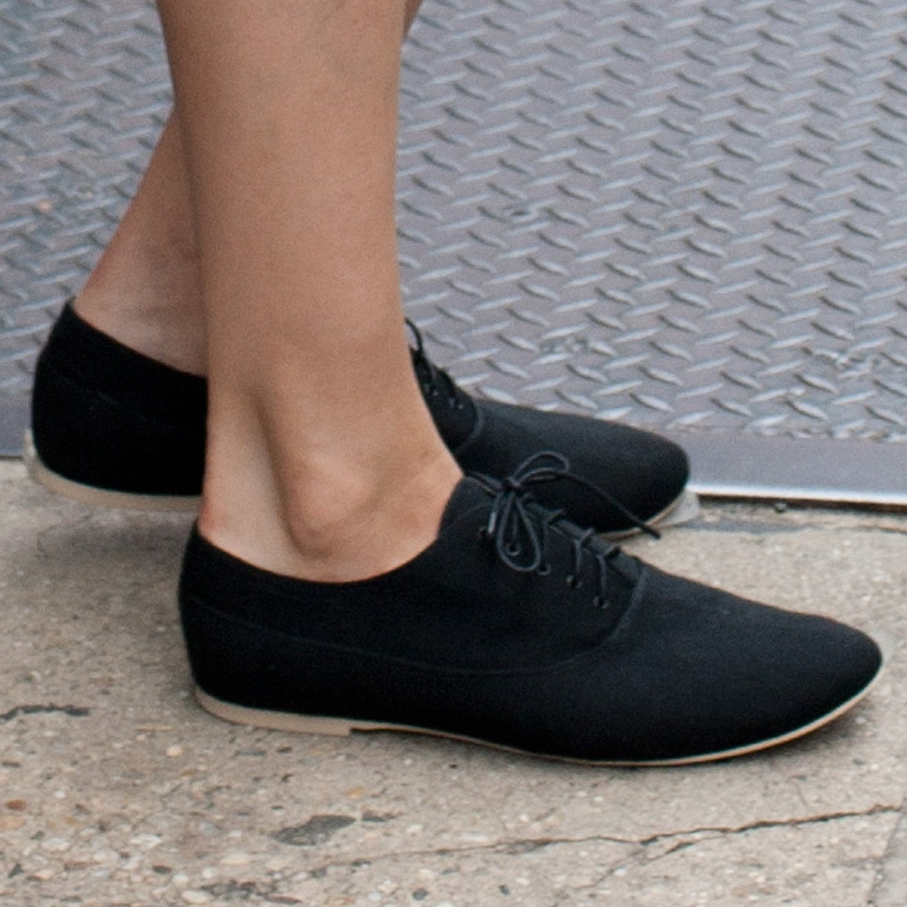 K436 cotton sneakers; black