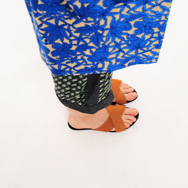 7519 leather slides; tangerine
