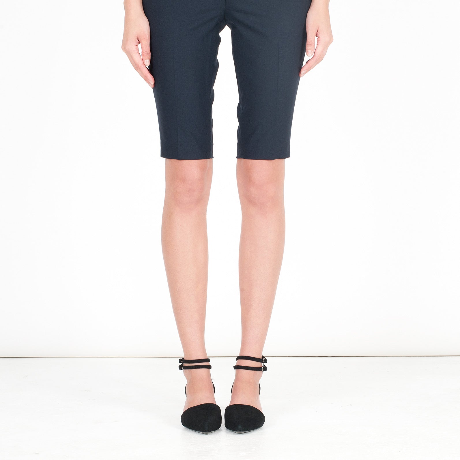 K603 suede pumps; black
